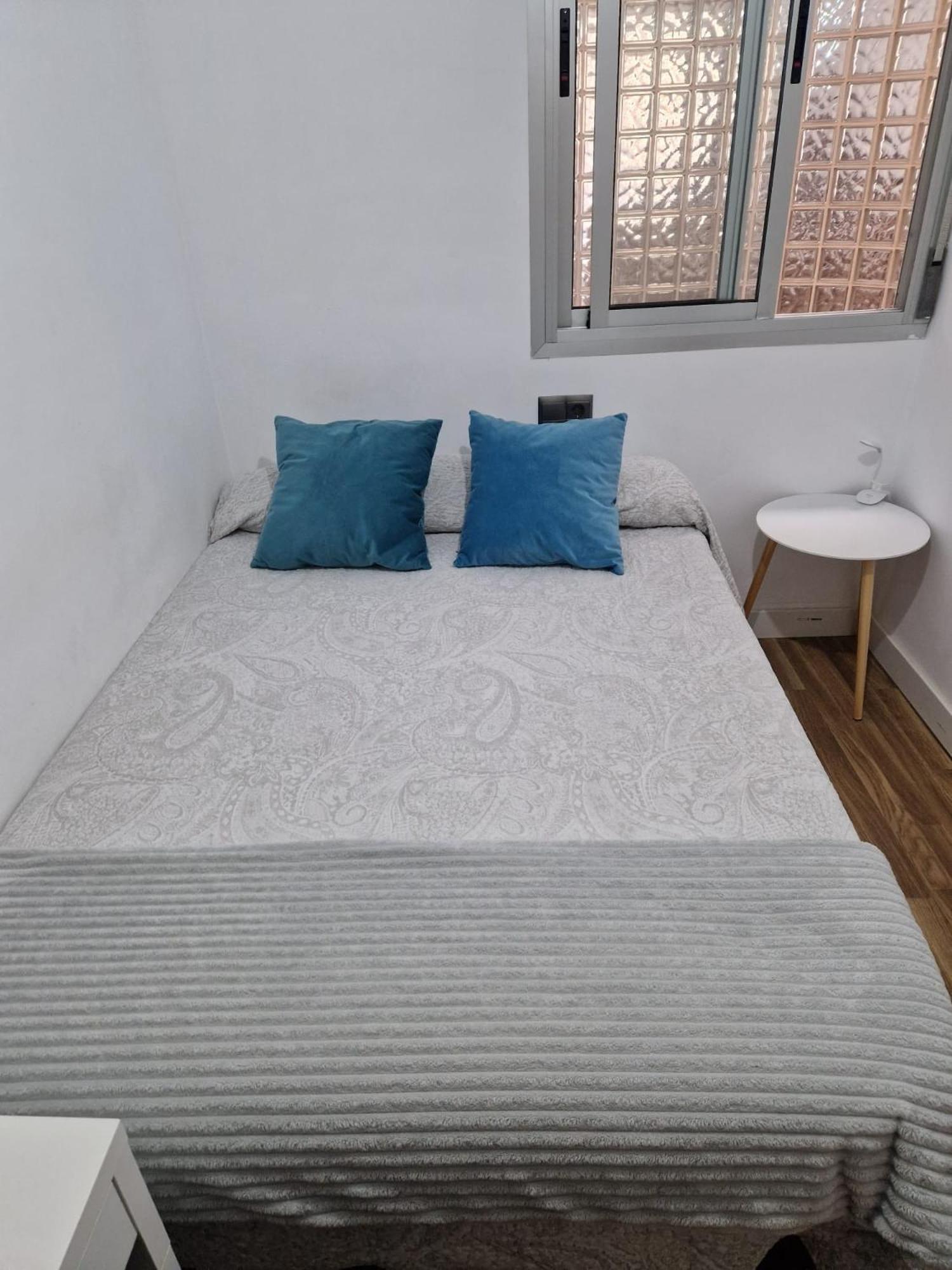 Appartement Quarto Com Banheiro Privado Em Apartamento Familiar à Alicante Extérieur photo